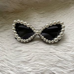 **NWOT** Butterfly Frame Pearl Sunglasses